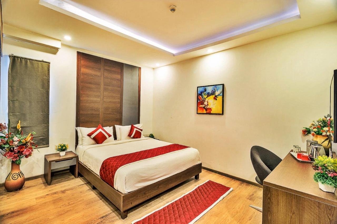 Jagadish Brigade Hotel バンガロール エクステリア 写真