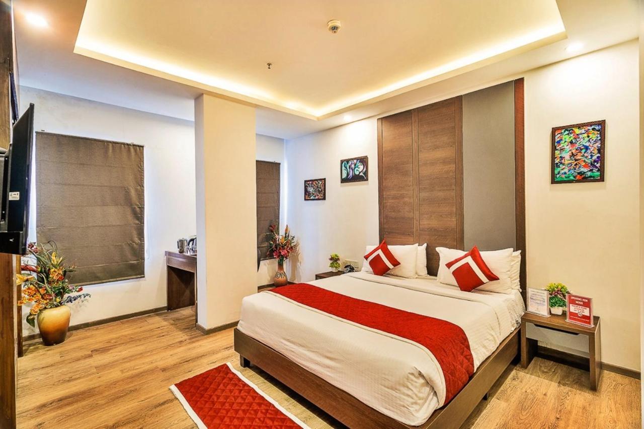 Jagadish Brigade Hotel バンガロール エクステリア 写真
